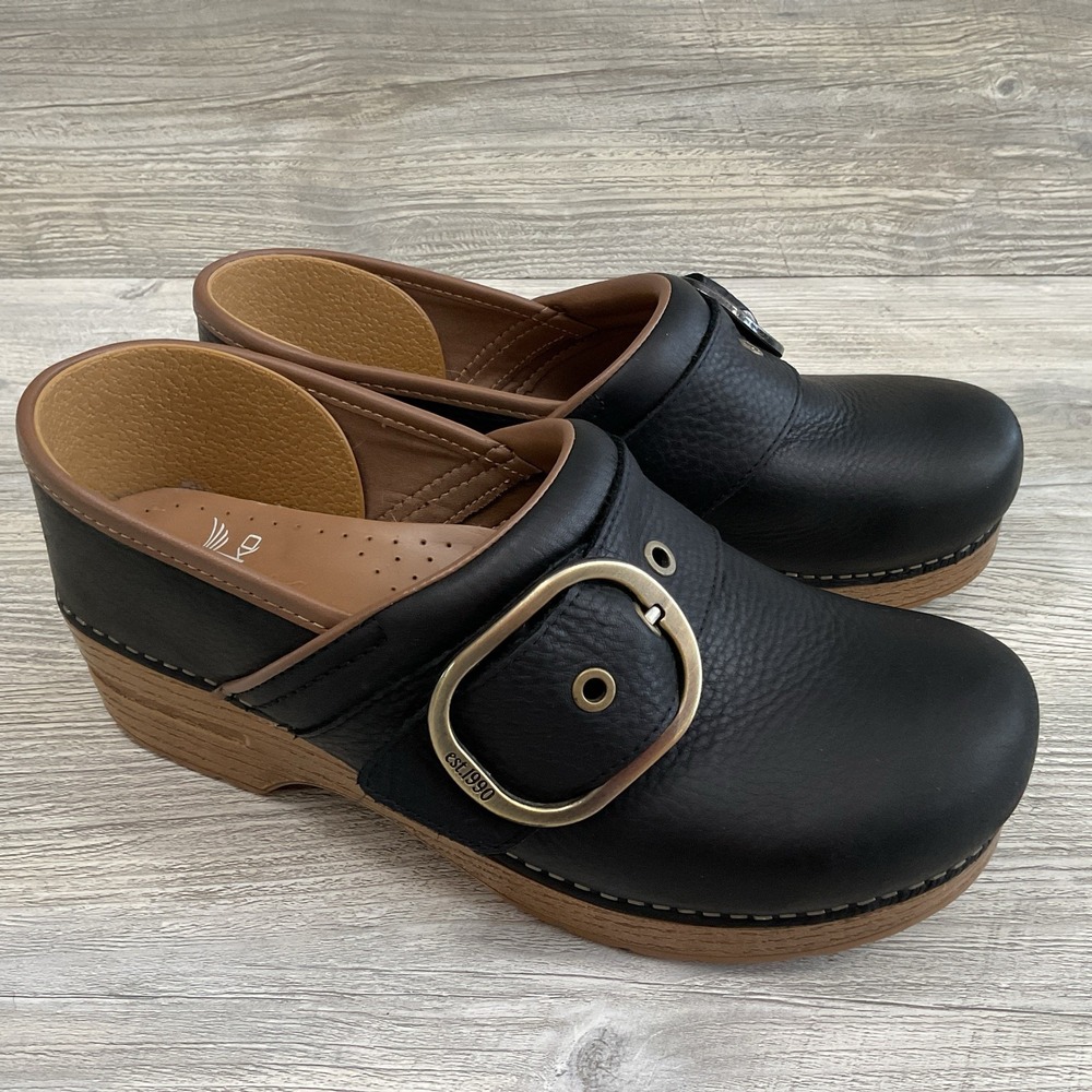 Dansko Pearson Women's 9.5-10 US 40 EU Clogs Leather Buckle Strap Rocker Bottom